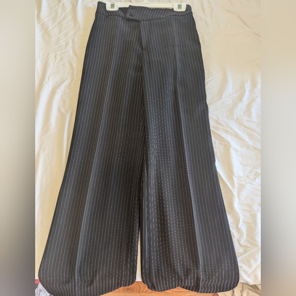 Wide leg black pin stripe dress pants - Picture 4 of 8